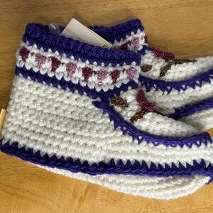 Vintage Winkelman's Knitted Crocheted Slippers Purple flower OS